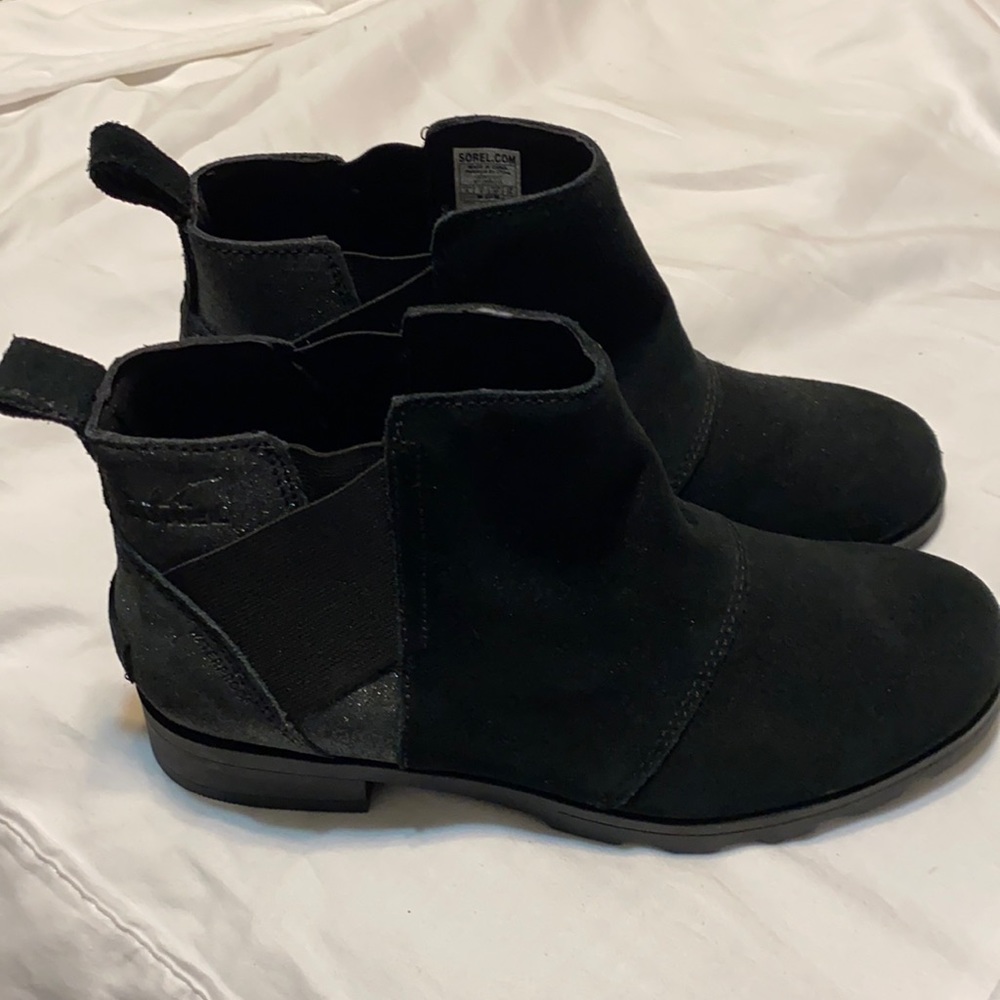 NWT Sorel girls 5/ women’s size 7